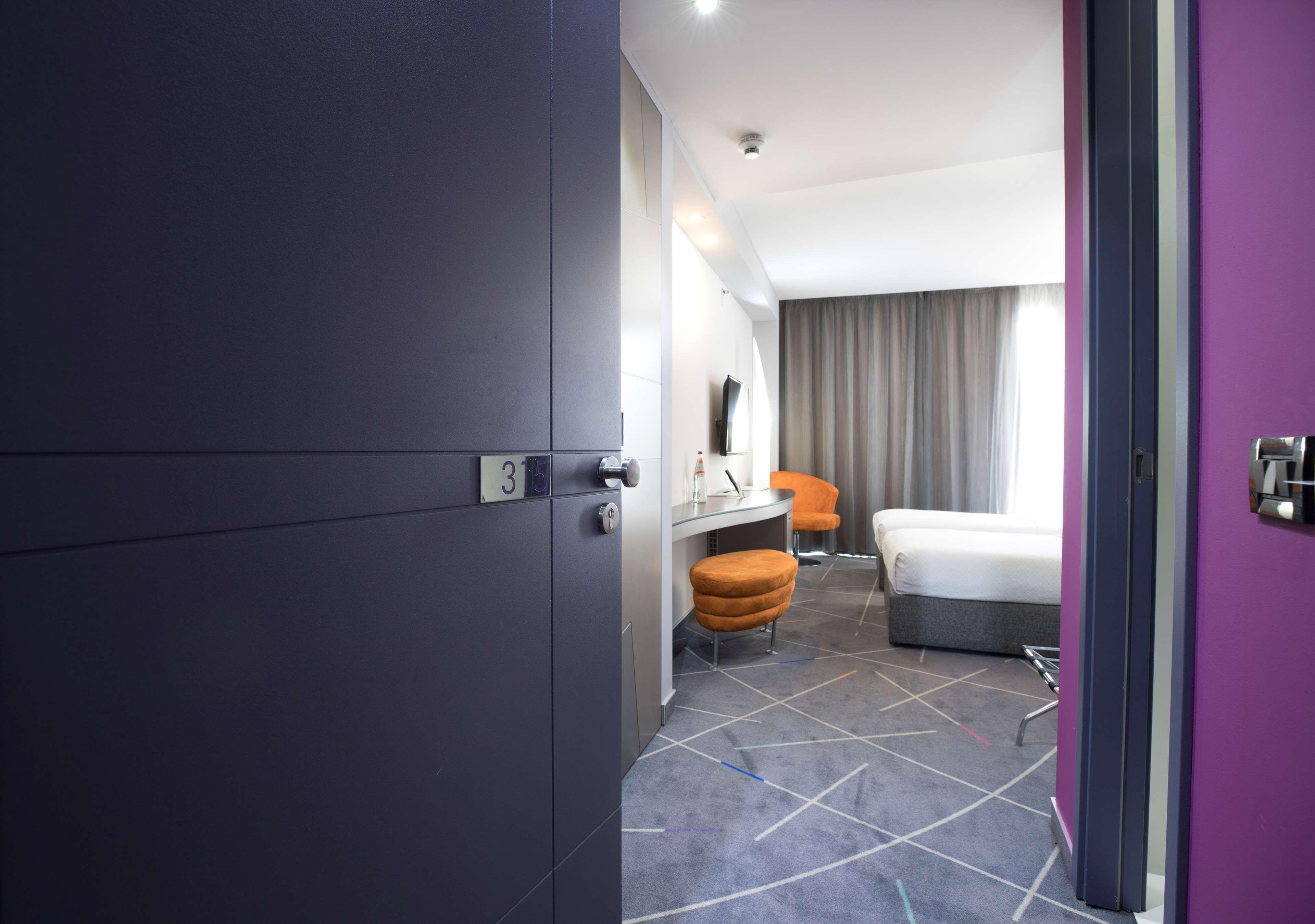 Nobel Zira Hotel Belgrade Exterior photo