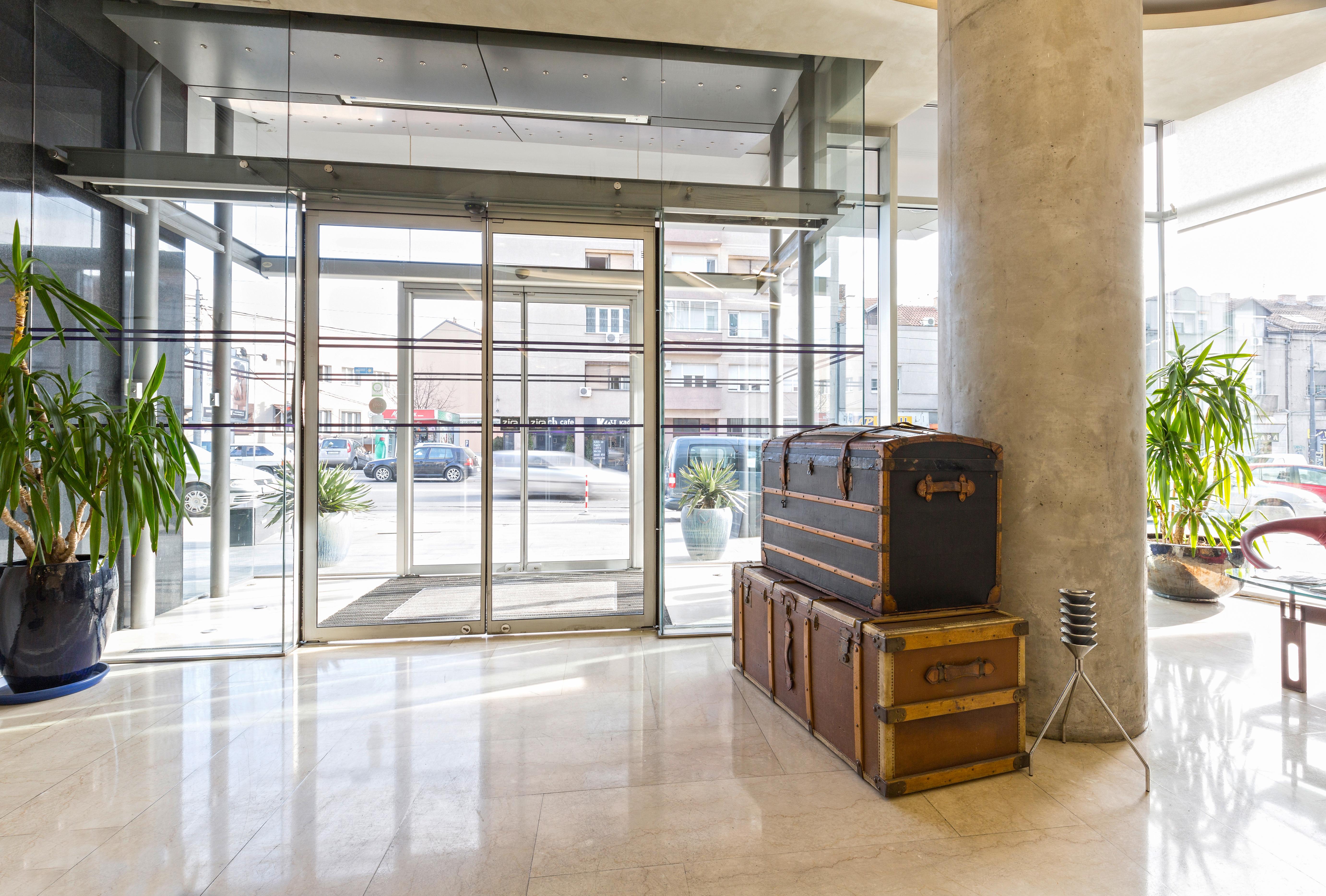 Nobel Zira Hotel Belgrade Exterior photo